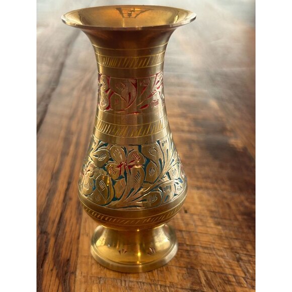 Vintage Hand Painted Etched India Brass Vase 4.5" Tall Floral Design - Picture 2 of 8
